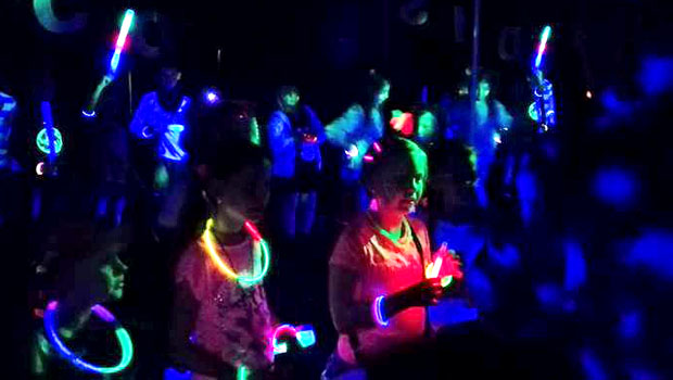 Neon Disco für Kids in Rotenburg